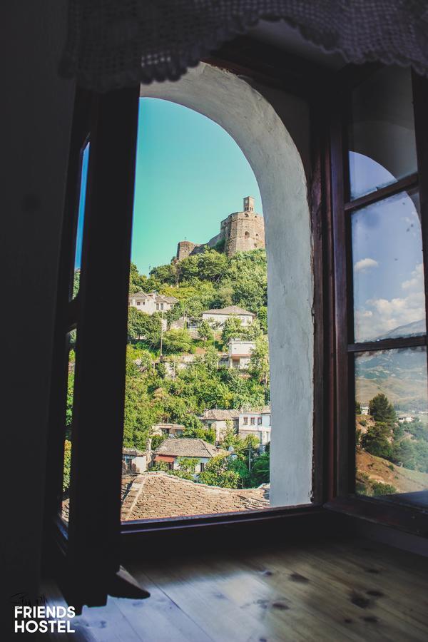 Friends' Guesthouse & Hostel Gjirokaster Exterior photo